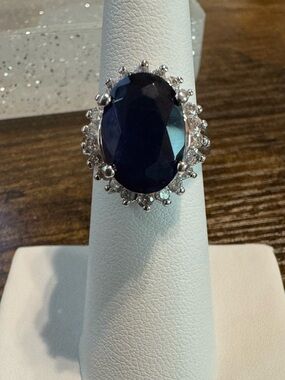 Avon Sterling Silver Blue Royal Sapphire CZ Halo Ring 925 Size 6
